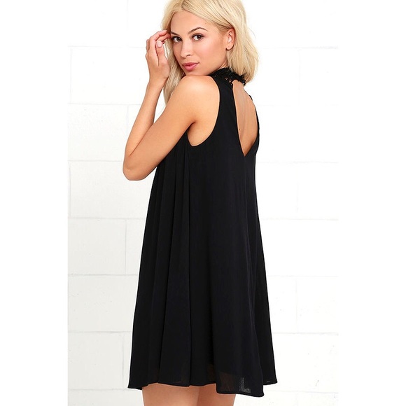 Black Lace Neck Swing Dress - Picture 3 of 6